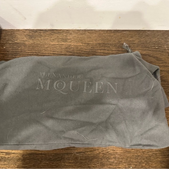 RARE: Satin Ballet Bow Pumps - Picture 10 of 11